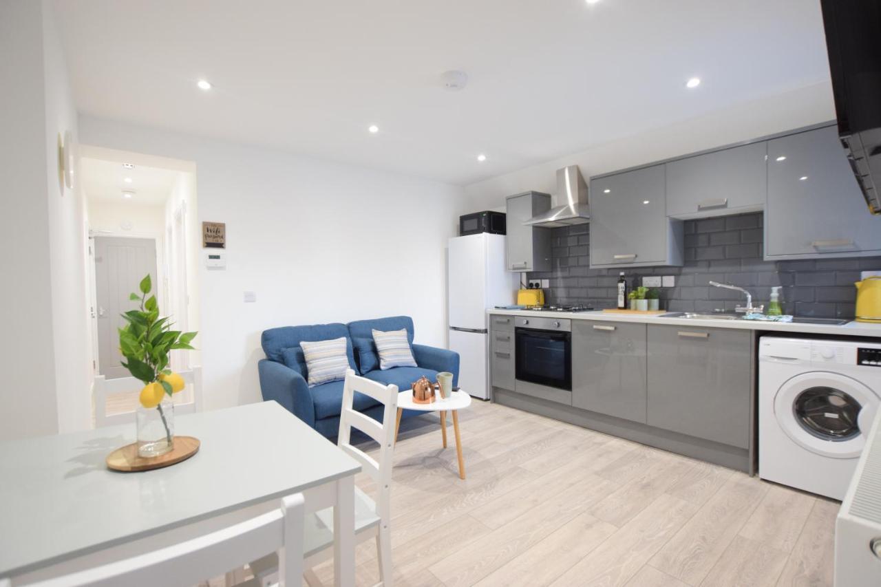 Stylish City Centre Apartments Линкълн Екстериор снимка